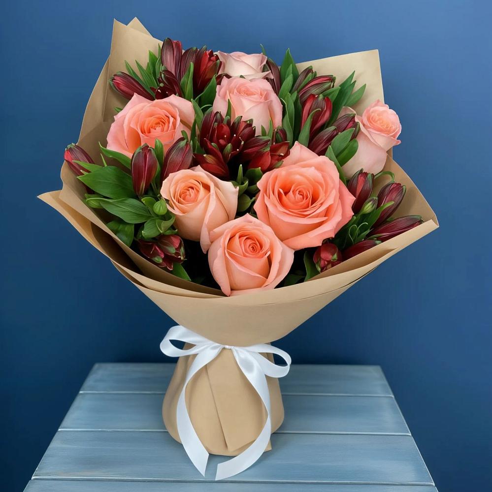 Букет цветов из: Розы и Альстромерии в Навле