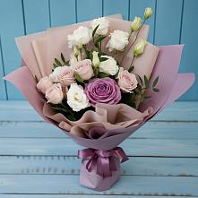 Букет цветов из:  Розы и Лизиантусы #REPLACE_PRED# Навле