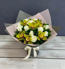 Букет цветов из:  Орхидеи и Розы в Навле