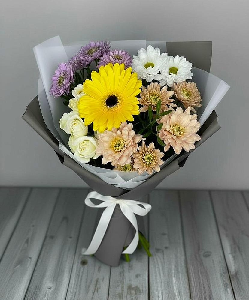 Букет цветов из: Розы, Герберы и Хризантемы в Навле