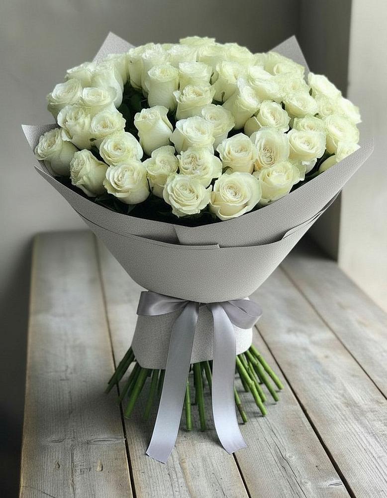 Букет 35 Белых роз в Навле