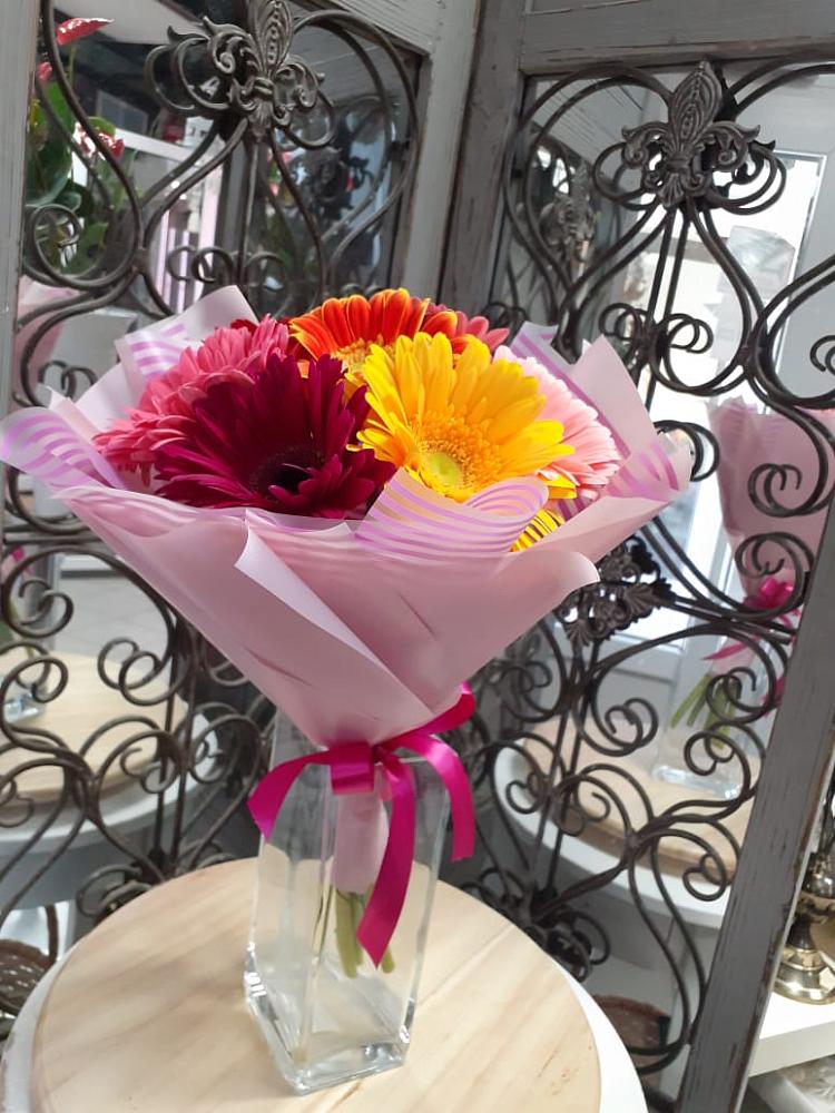 Букет цветов из: Герберы в Навле