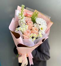 Букет цветов из:  Хризантемы и Розы в Навле