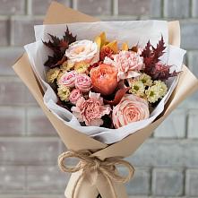 Букет цветов из:  Гвоздики, Хризантемы и Розы в Навле