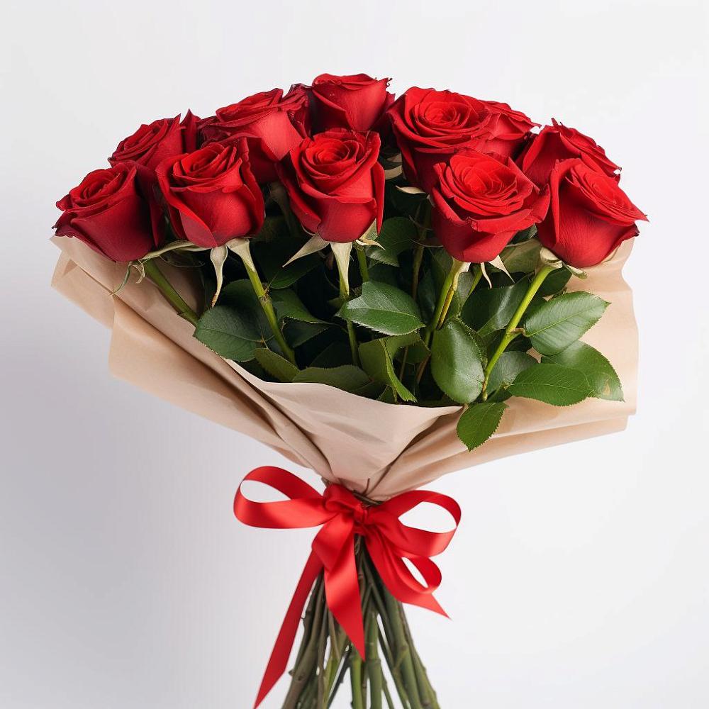 Букет 11 Красных роз Эдлесс Лав в Навле