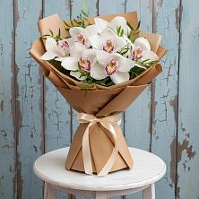 Букет цветов из:  Орхидеи и Розы в Навле