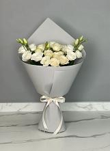 Букет цветов из:  Розы и Лизиантусы #REPLACE_PRED# Навле